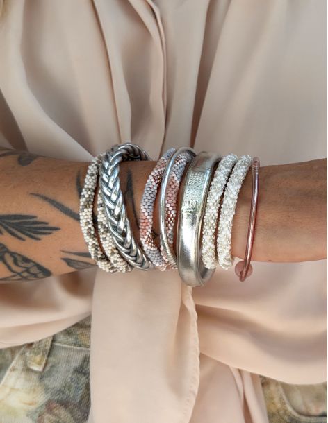 Nepalese Bracelet P08 Blanc Gris 2