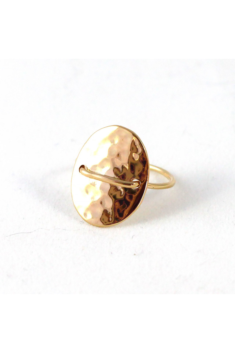 Bague ovale martelée