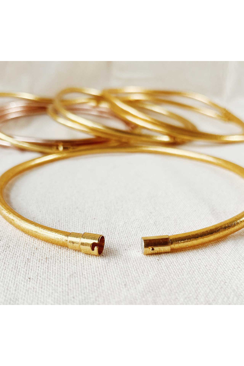 Collier Bouddhiste épais doré