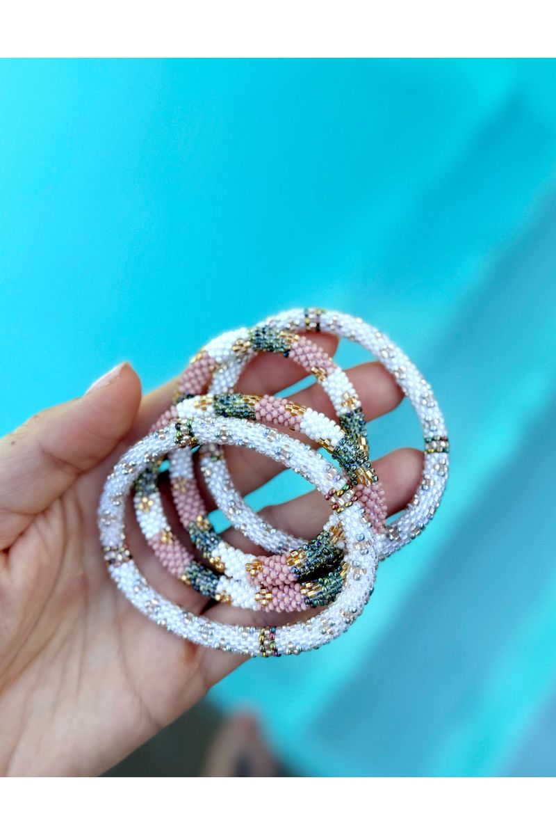 Bracelet Népalais F39 Blanc Corail Or 