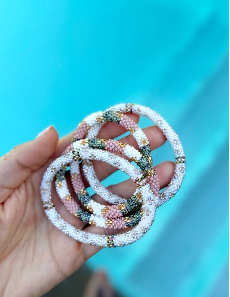 Bracelet Népalais F39 Blanc Corail Or 